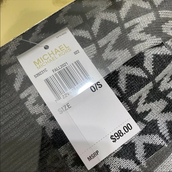 Michael Kors Scarf and Hat Gift Set - Picture 2 of 4